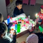 Crianças em atividade em um CEI de Joinville
