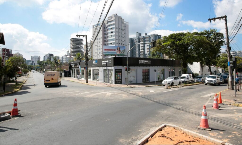 Prefeitura realiza obras de travessias nas ruas Rio Grande do Sul e Ministro Calógeras