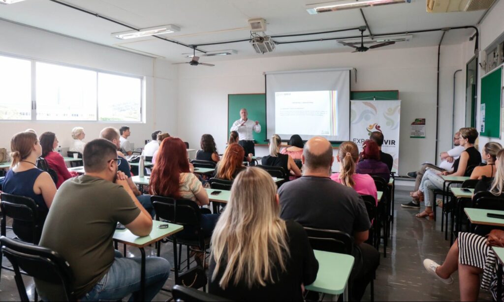 Servidores da Prefeitura de Joinville participam de capacitações durante a Exposervir