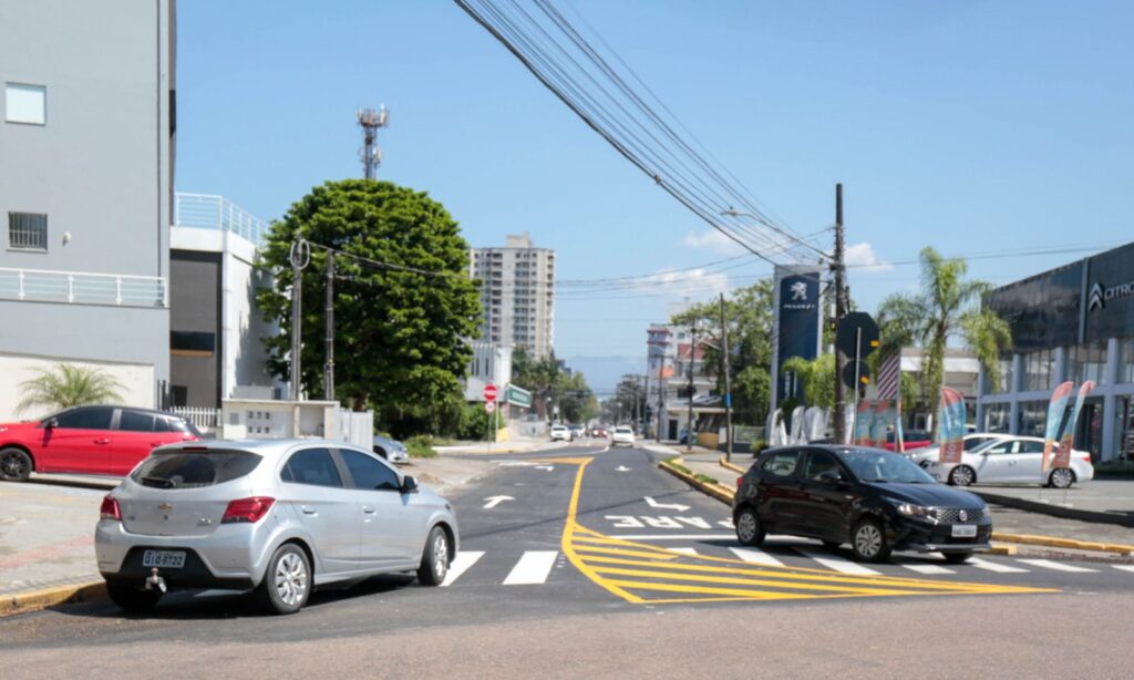 Trecho da rua Maceió passa a ser em mão inglesa