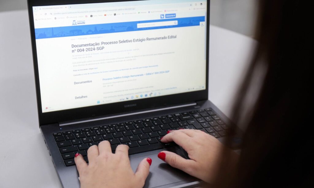 Prefeitura de Joinville abre processo seletivo para Estágio Remunerado 2024