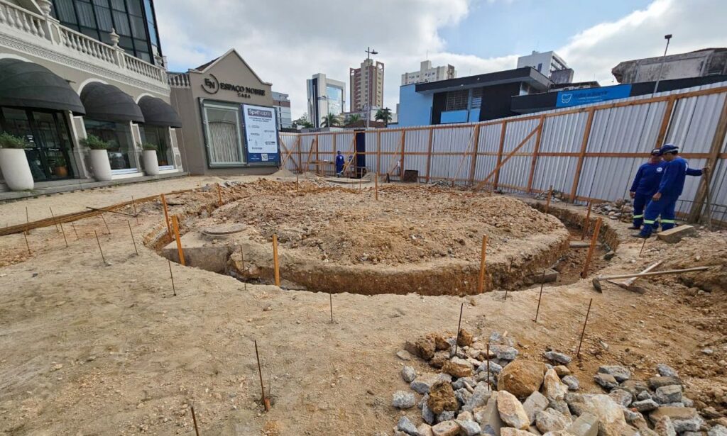 Prefeitura de Joinville avança com obras da Praça da Bailarina Liselott Trinks