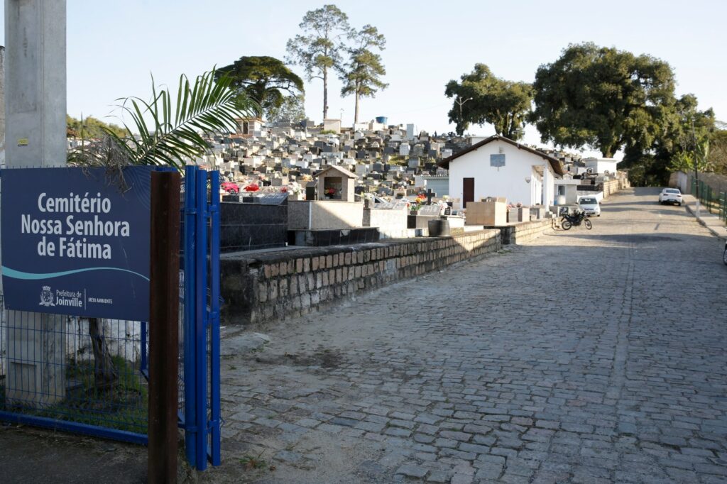 Responsáveis por sepulturas localizadas na Quadra 1 do Cemitério Nossa Senhora de Fátima devem procurar a Caserf para regularização