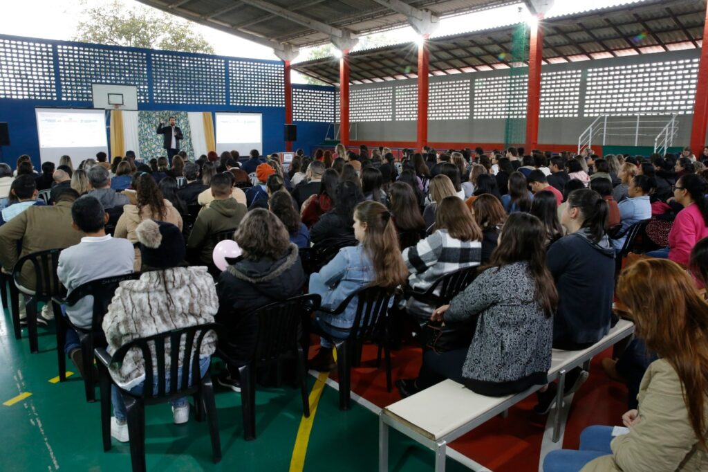 Prefeitura de Joinville promove formação para admitidos no concurso público da Secretaria da Educação