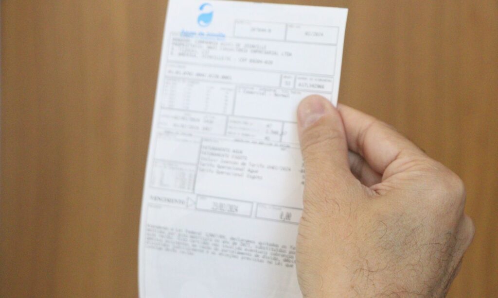 Águas de Joinville orienta sobre ajuste de data em faturas do mês de agosto