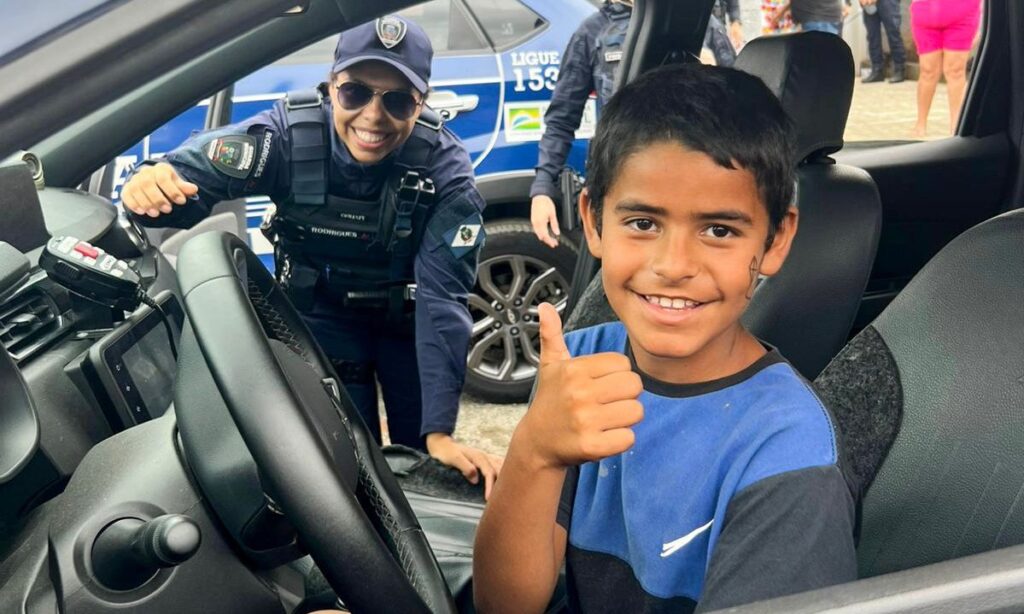 Guarda Municipal participa de comemoração do Dia das Crianças no Paranaguamirim