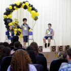 Os quatro alunos finalistas do concurso