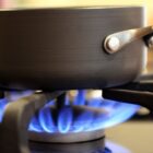 Panela em fogo a gás