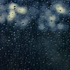 Pingos de chuva caem