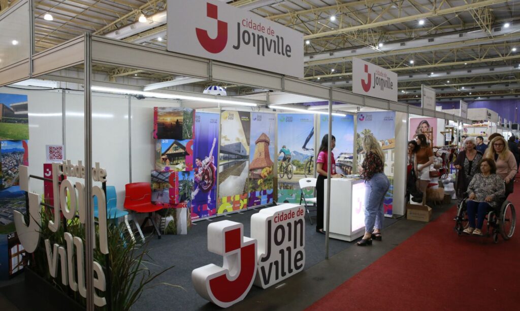 Prefeitura de Joinville divulga serviços e informações na 84ª Festa das Flores