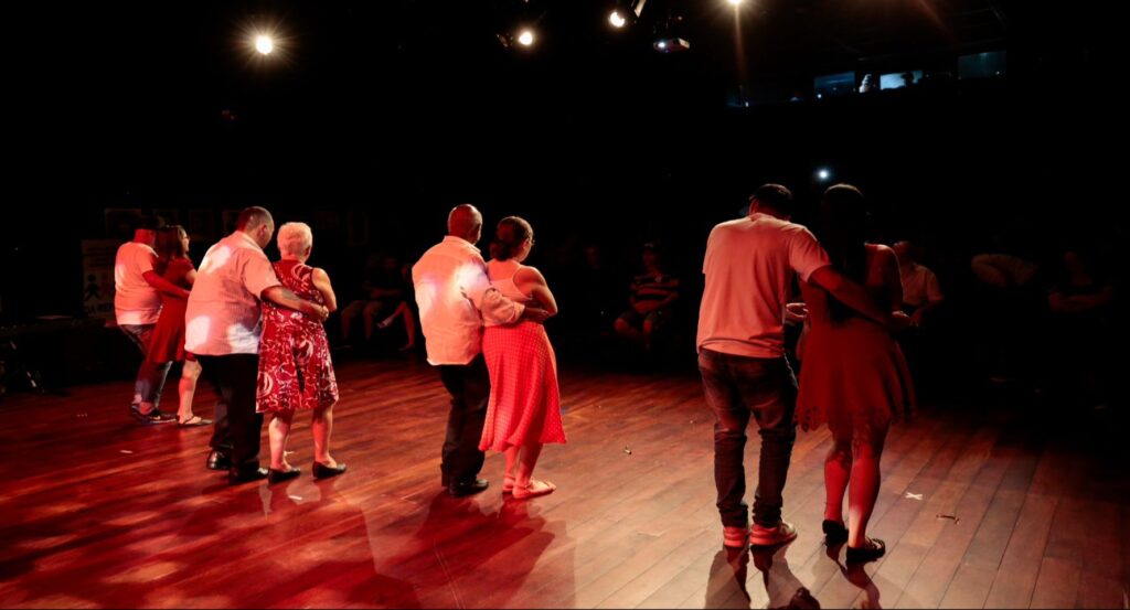 Serviços de saúde mental realizam show de talentos com usuários