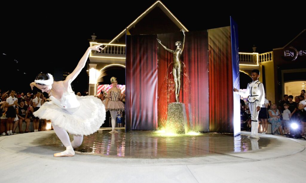 Tecnologia inovadora é usada na produção de monumento da bailarina instalada em praça de Joinville
