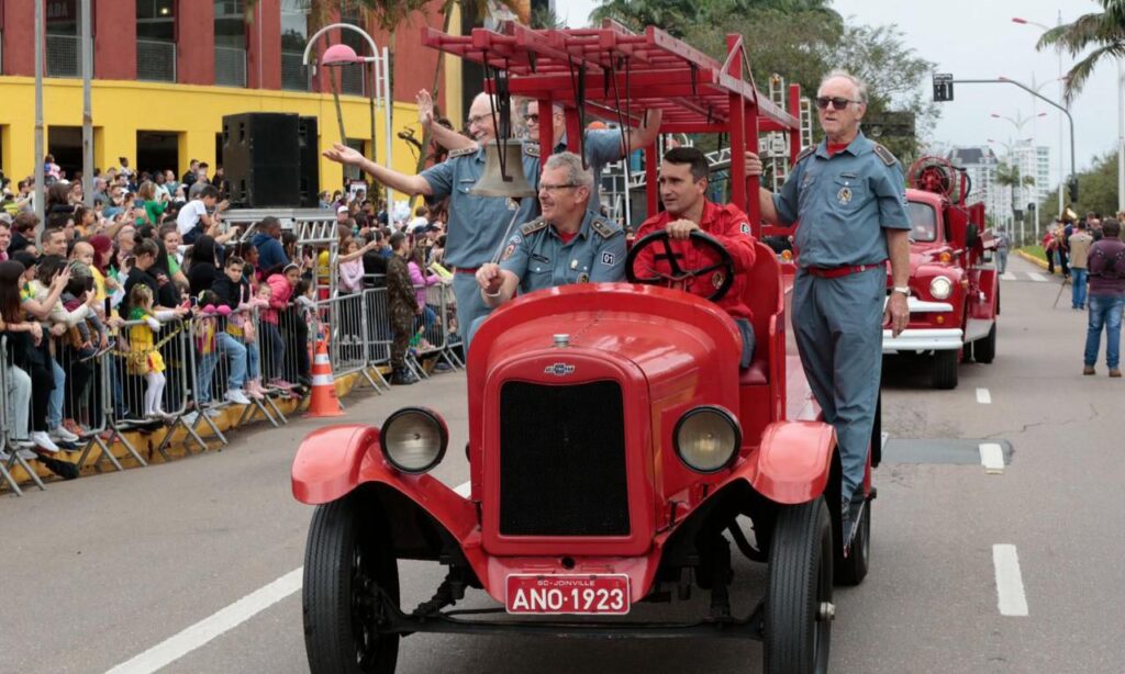 Prefeitura de Joinville abre inscrições para desfile de aniversário da cidade