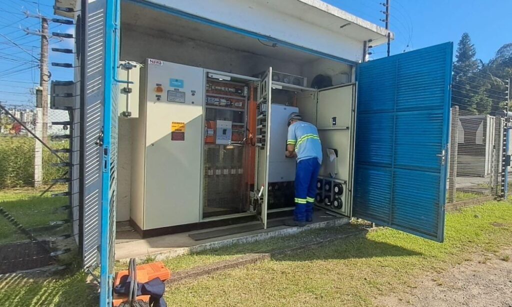 Águas de Joinville conclui manutenção em sistema de bombeamento da rua Florianópolis