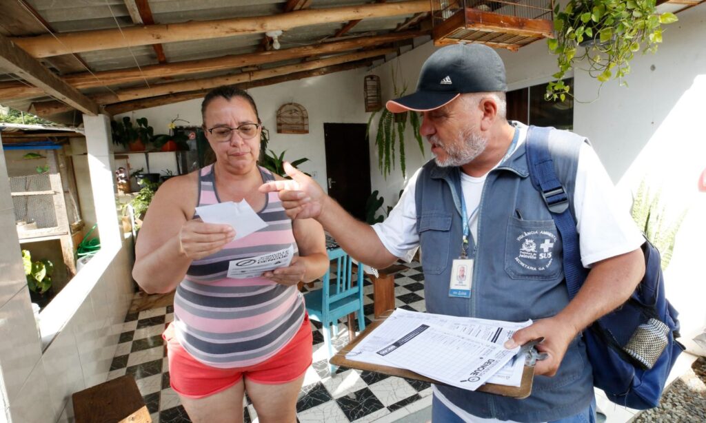 Saúde de Joinville mobiliza profissionais em mutirão contra a dengue no Rio Bonito