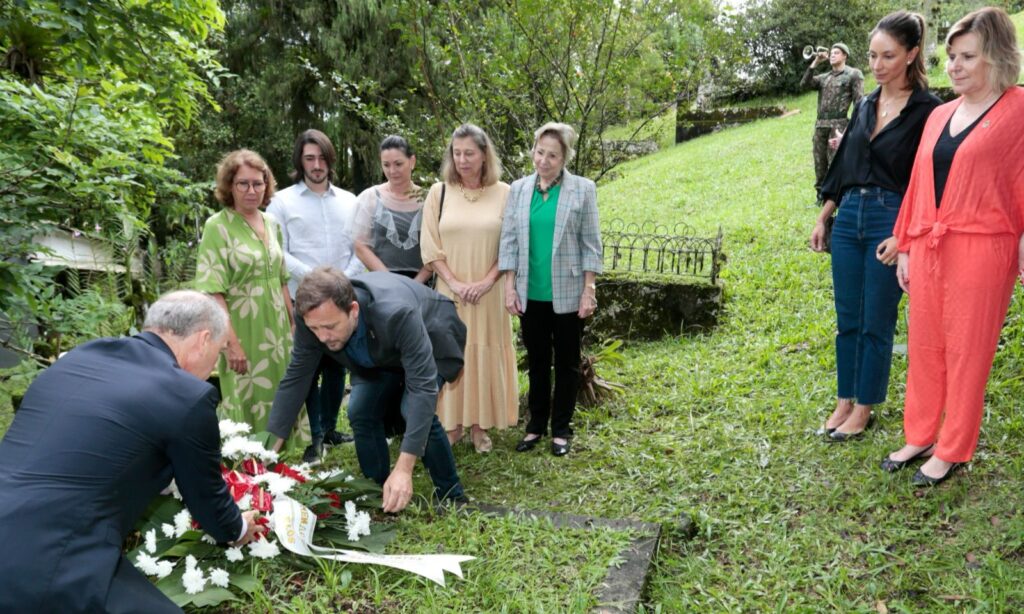 Joinville celebra 174 anos e homenageia família que contribuiu para o desenvolvimento da cidade