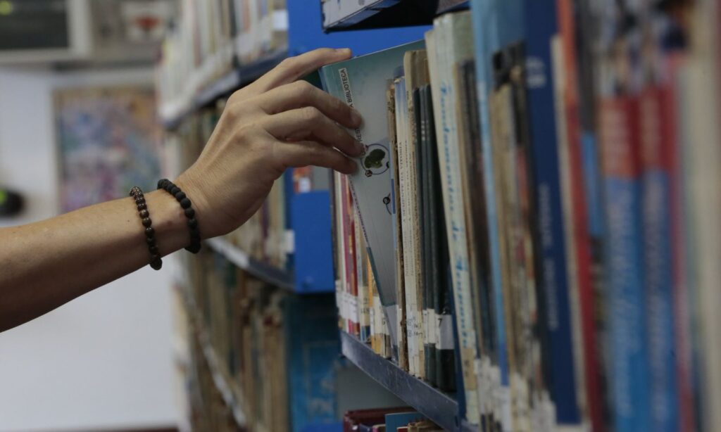 Biblioteca Pública de Joinville completa 73 anos com programação especial de aniversário