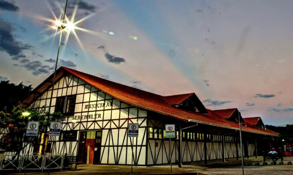 Prefeitura de Joinville orienta investidores interessados em atuar no Mercado Público Municipal