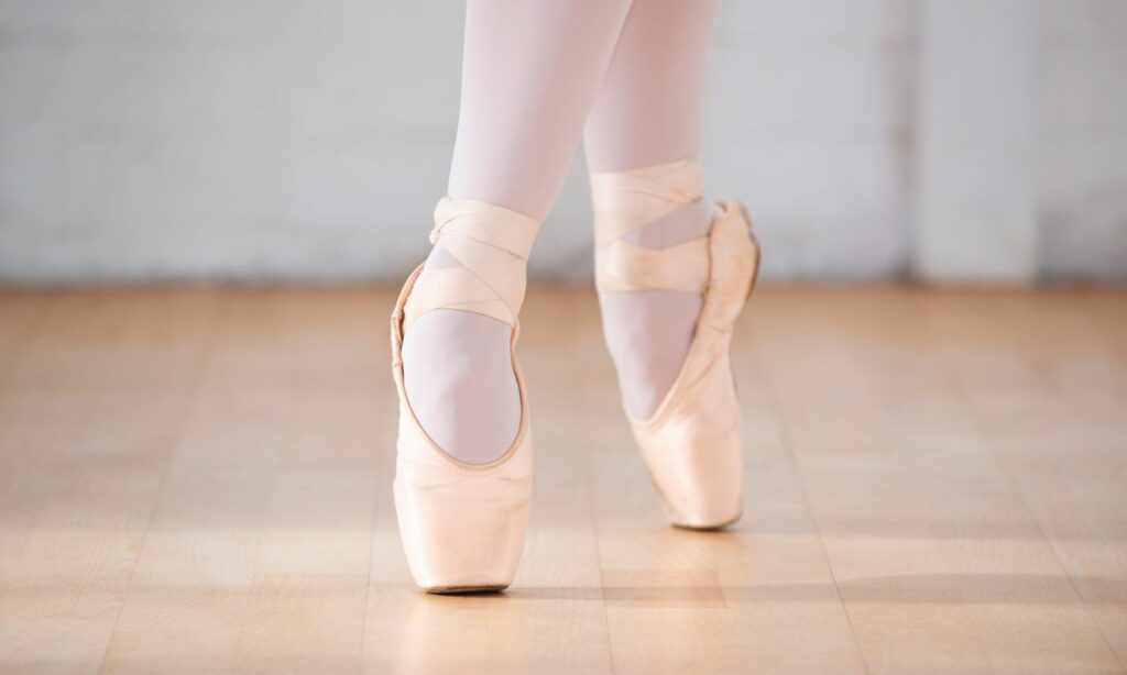 Escola Municipal de Ballet abre inscrição para o curso livre de Teorias da Dança