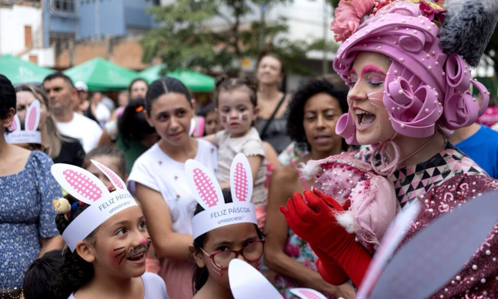 Tem programação de Páscoa na Praça da Biblioteca neste sábado