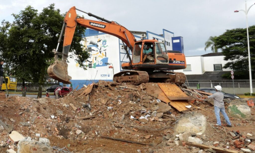 Prefeitura de Joinville desburocratiza processo para solicitar alvará de demolição de imóveis