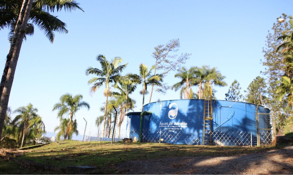 Águas de Joinville reforça importância do uso consciente de água para normalização do abastecimento após paradas de estação de tratamento