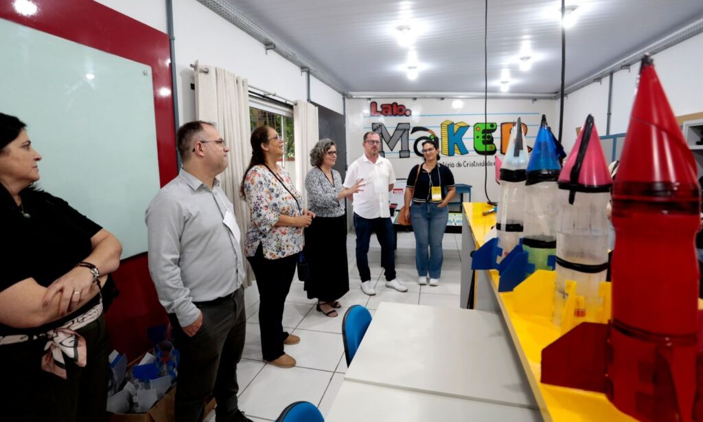Secretaria de Educação de Joinville apresenta iniciativas da Rede para mais de 50 municípios