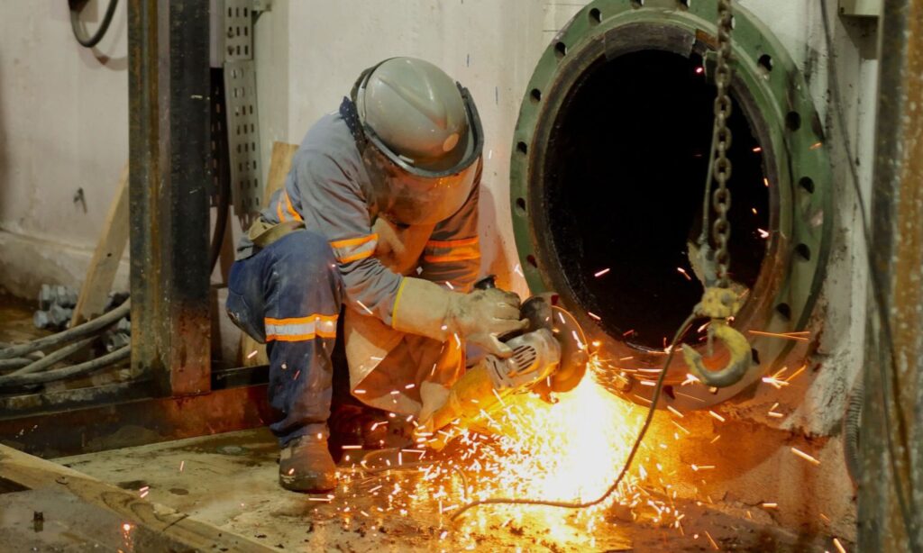 Após realização de obras de modernização, ETA Cubatão é religada