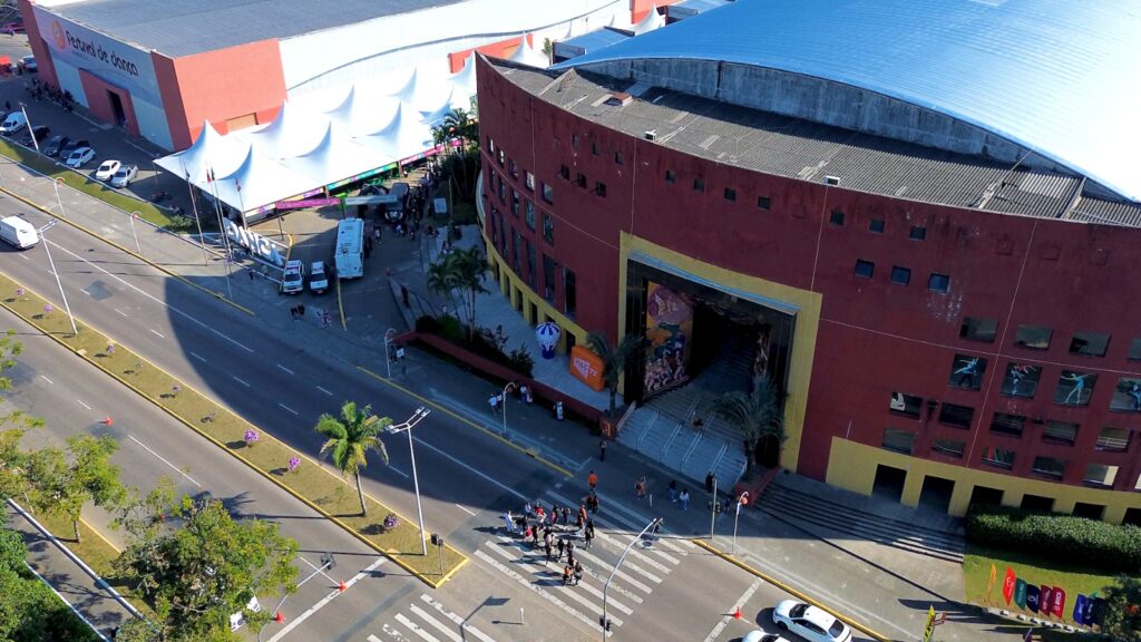 Trânsito nas imediações do Centreventos Cau Hansen terá interdições para a realização do Dance Parade, neste sábado