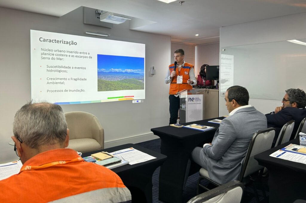 Defesa Civil de Joinville apresenta “Rota Segura” em evento nacional, em Brasília