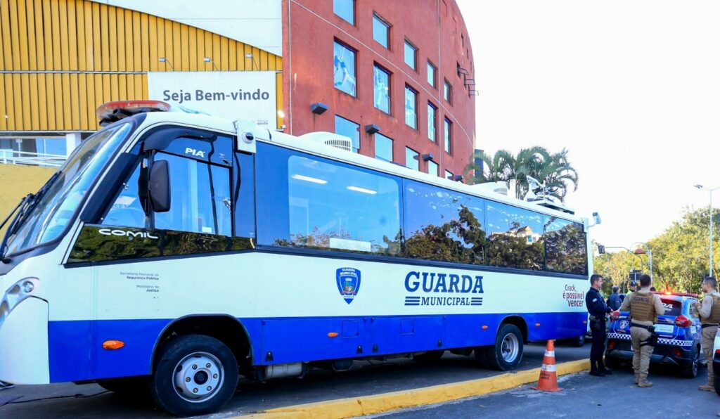 Detrans e Guarda Municipal auxiliam e orientam a população durante o Festival de Dança