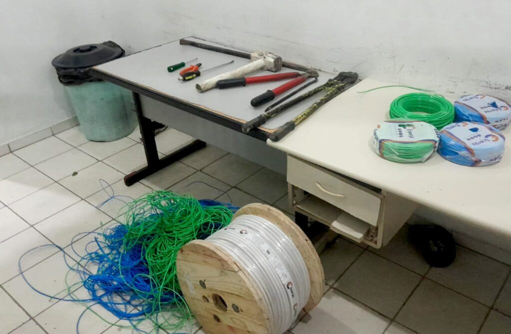 Guarda Municipal de Joinville aborda suspeitos de furtar objetos em obra no bairro Costa e Silva