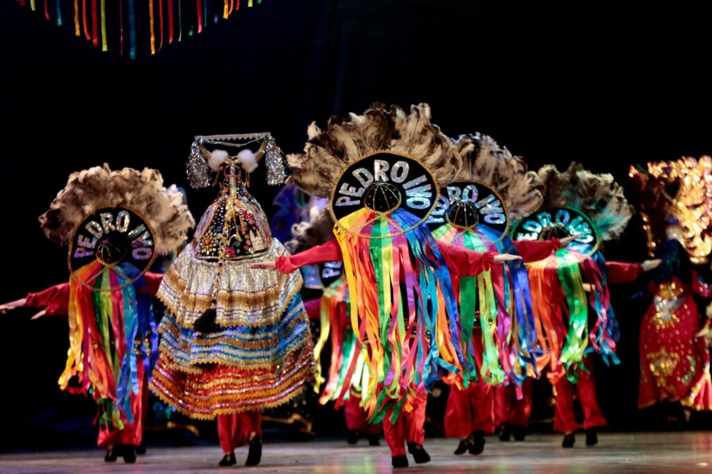 Escola Pedro Ivo Campos é indicada ao Prêmio Especial do Festival de Dança de Joinville