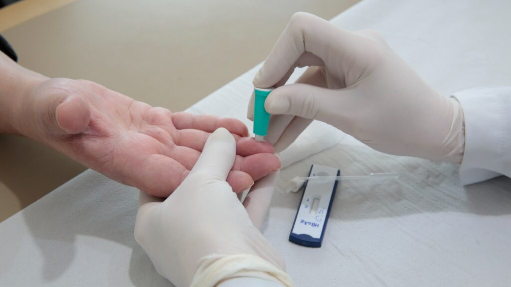 Secretaria da Saúde de Joinville orienta sobre prevenção às hepatites virais