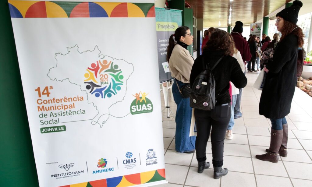 Conferência Municipal de Assistência Social debate 20 anos do SUAS e avanços das políticas públicas em Joinville