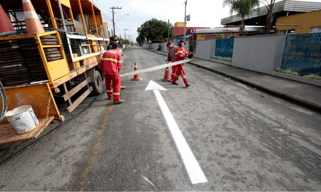 Rua Crater, no Jardim Paraíso, passa a ser mão única atendendo pedido da comunidade