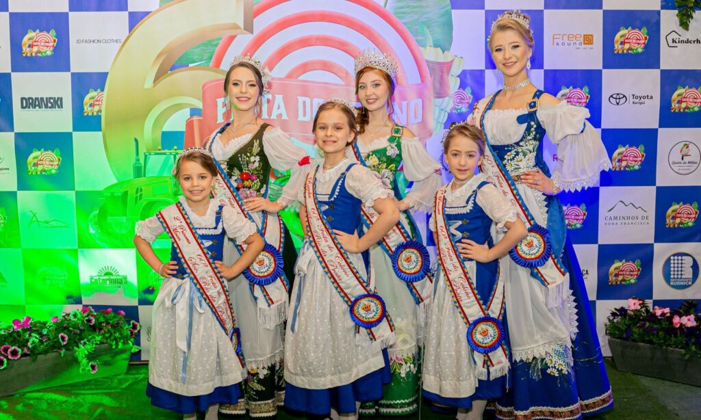 Festas do Colono em Pirabeiraba e no bairro Vila Nova agitam Joinville