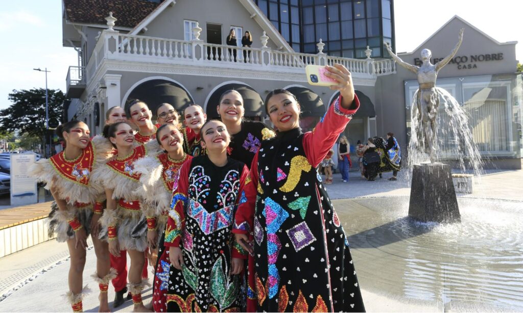 Prefeitura de Joinville prepara atrações especiais para receber visitantes durante o Festival de Dança