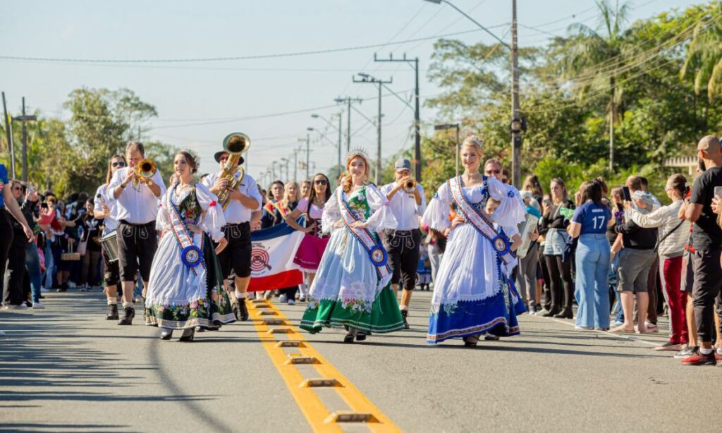 Festivais do MNIC e de Dança e a Festa do Colono de Pirabeiraba são algumas das atrações da Agenda Cultural