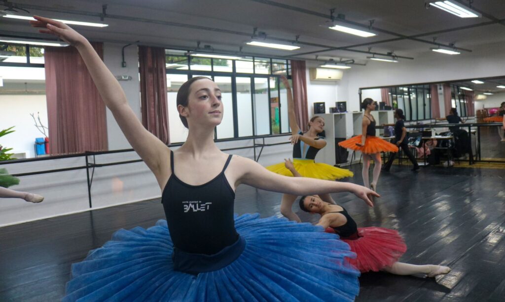 Apresentações gratuitas de dança marcam o Dia da Bailarina em Joinville