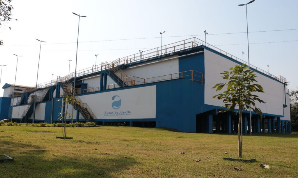 Águas de Joinville orienta sobre como se preparar, ao longo da semana, antes da última parada da ETA Cubatão