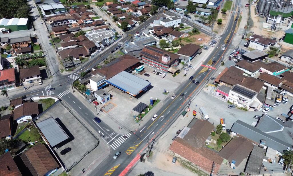 Novo binário do Itinga, nas ruas São Clemente e Ronco D’ Água, começa a operar