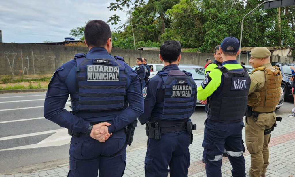 Ações conjuntas registram mais de 1 mil infrações relacionadas a escapamentos adulterados em Joinville