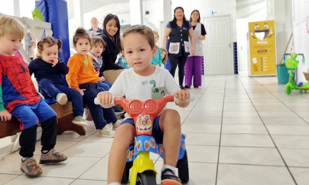 Secretaria de Educação de Joinville abre cadastro para novos alunos de 0 a 3 anos para 2026