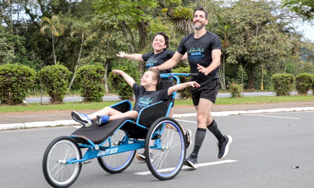 Rua Prefeito Helmuth Fallgatter fica parcialmente interditada para corrida no domingo