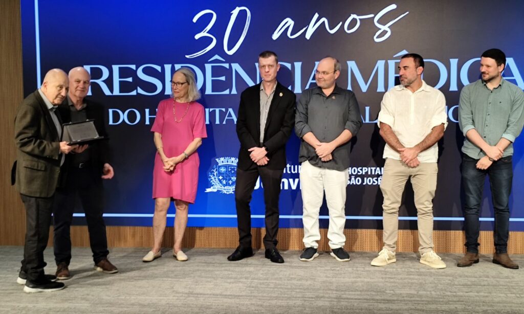 Hospital Municipal São José celebra os 30 anos do Programa de Residência Médica