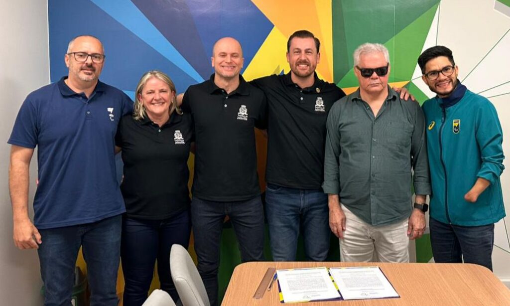 Joinville assina termo de parceria com o Comitê Paralímpico Brasileiro para receber Centro de Referência