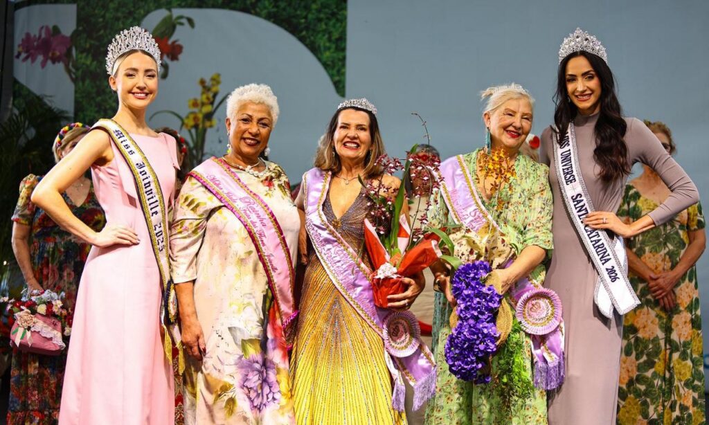 Rainha Flor da Melhor Idade é coroada na 85ª Festa das Flores de Joinville