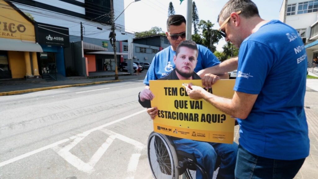 Prefeitura de Joinville lança nova fase de campanha educativa sobre vagas especiais de estacionamento