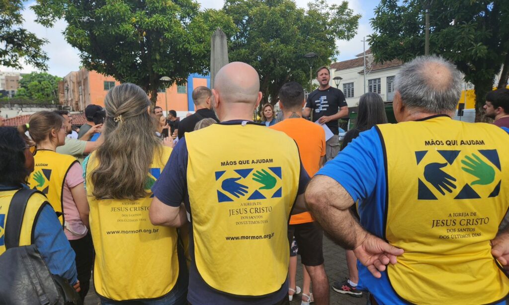 Mutirão de combate à pichação mobiliza voluntários, lideranças e empresários em Joinville